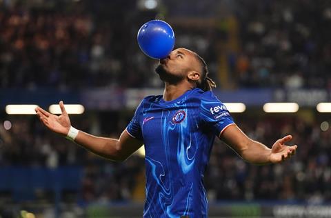 Enzo Maresca thừa nhận đối xử bất công với Christopher Nkunku