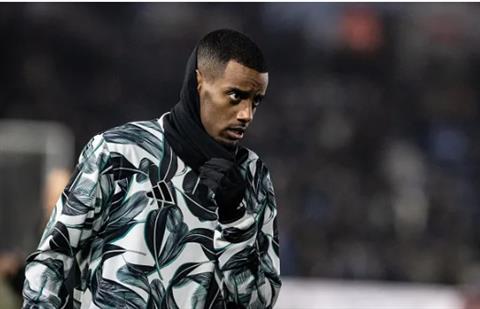 Paul Scholes khuyên Alexander Isak từ chối Arsenal