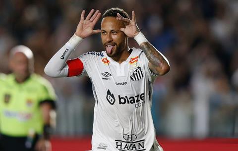 Neymar úp mở dự định gắn bó lâu dài với Santos