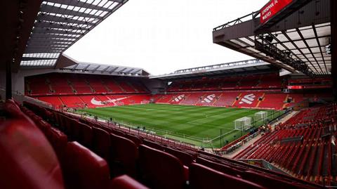 Liverpool giữ nguyên giá vé cho mùa giải 2025/26