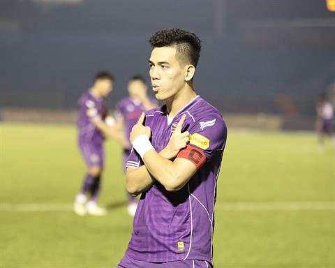 Tiền đạo Nguyễn Tiến Linh giành danh hiệu Vua phá lưới V.League 2024/25