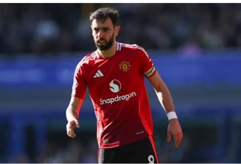 Ruben Amorim bảo vệ Bruno Fernandes trước chỉ trích từ Roy Keane