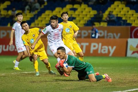 Thủ thành số 1 ĐT Việt Nam khiến HLV Kim Sang Sik lo lắng