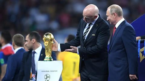 Chủ tịch FIFA muốn thấy ĐT Nga tham dự World Cup 2026