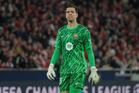 Wojciech Szczęsny: Cụ Tek, mình thôi giải nghệ được không?