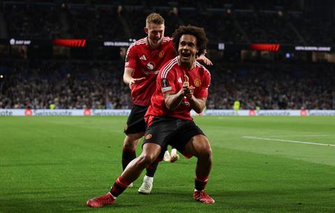 Joshua Zirkzee: MU cần tận dụng cơ hội tốt hơn