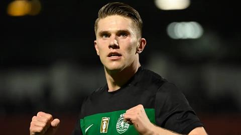 Viktor Gyokeres nghiêng về Arsenal hơn Man United