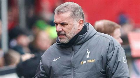 Ange Postecoglou không hối hận vì tuyên bố sẽ giành danh hiệu mùa này