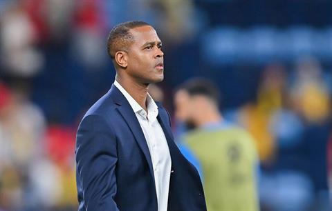 HLV Patrick Kluivert nuối tiếc vì quả penalty hỏng ăn trước Australia