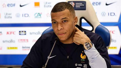 Kylian Mbappe thừa nhận mắc sai lầm ở ĐT Pháp