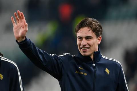 Juventus chốt giá bán Kenan Yildiz cho MU