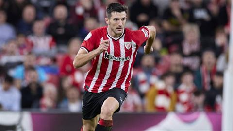 Tiểu sử trung vệ Dani Vivian 