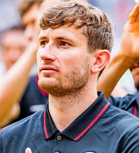 Tiểu sử hậu vệ Christopher Lenz