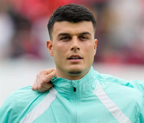 Tiểu sử hậu vệ Flavius Daniliuc