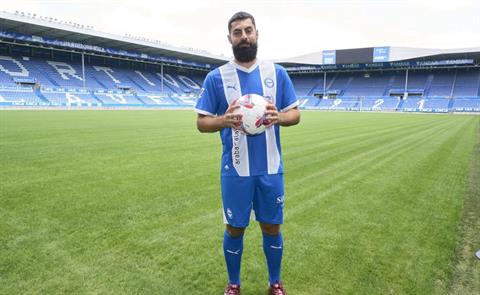 Tiểu sử tiền đạo Asier Villalibre