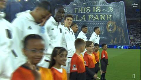 Aston Villa mở nhầm nhạc Europa League trước trận gặp PSG