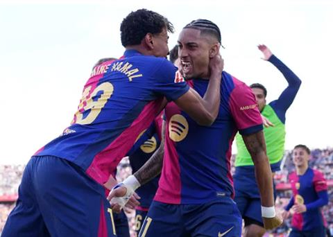 Lionel Messi đưa Yamine Lamal lên mây