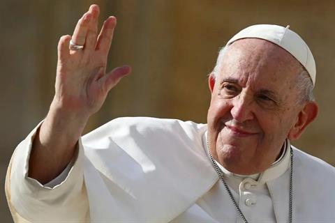 Bóng đá Italia dừng lại sau khi Giáo hoàng Francis qua đời