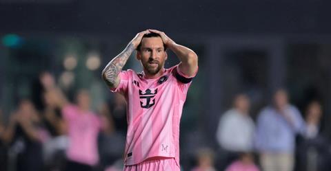 "Tiếp bước" Ronaldo, Lionel Messi cũng thua ở bán kết sân chơi châu lục