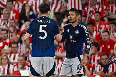 MU và Tottenham hẹn nhau chung kết C2