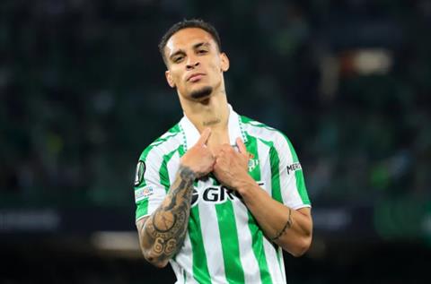 Arsenal muốn gây sốc với Antony?
