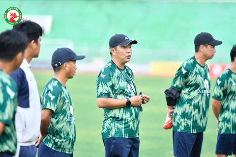 HLV Trần Minh Chiến: “Tôi có niềm tin sẽ giúp Bình Định trụ hạng”