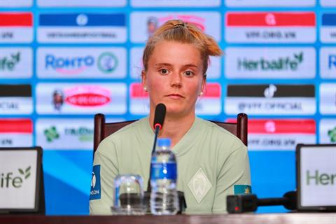 Tiền vệ Bremen khuyên cầu thủ nữ Việt Nam nên ra nước ngoài thi đấu