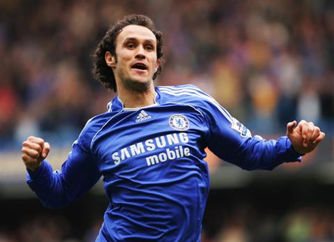 Ricardo Calvaho: Viên gạch cho nền móng của triều đại Mourinho