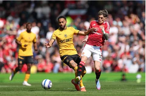 HLV Wolves tiết lộ bất ngờ vụ Matheus Cunha tới MU