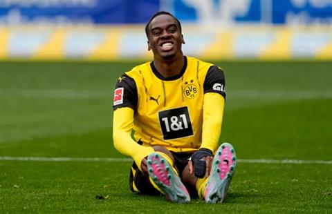 Arsenal, Chelsea và Liverpool nhận tin vui vụ Jamie Gittens