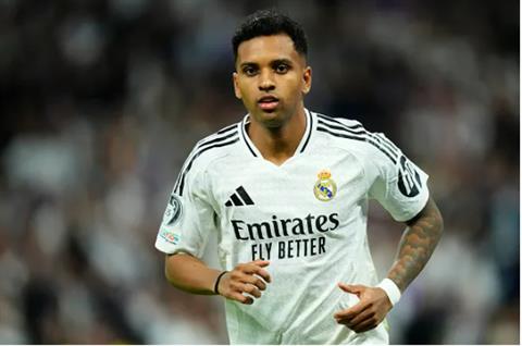 Chelsea được khuyên nên gia nhập cuộc đua giành Rodrygo