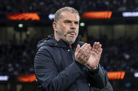 Ange Postecoglou cán mốc 100 trận dẫn dắt Tottenham ở trận đấu với MU