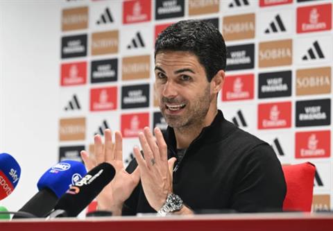 Mikel Arteta phản ứng thế nào khi Spurs vô địch Europa League?