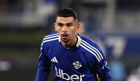 Tiểu sử tiền vệ tấn công Lucas Da Cunha