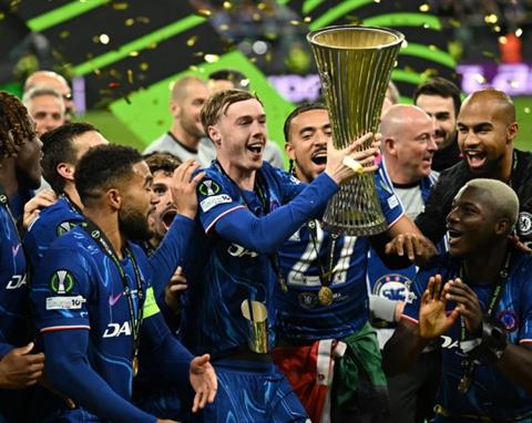 Dàn sao Chelsea ăn mừng chức vô địch Conference League đến 4 giờ sáng