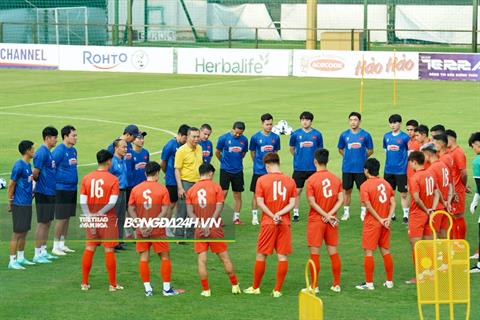 ĐT Việt Nam không dự King's Cup, hội quân trở lại vào tháng 10