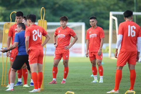ĐT Việt Nam bám sát tốp 100 FIFA nếu đánh bại Malaysia 