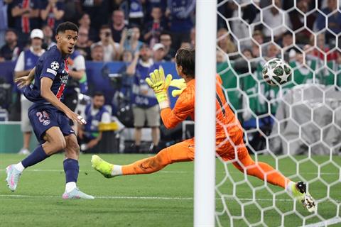 Sự đối lập về tương lai của Paris Saint-Germain và Inter Milan