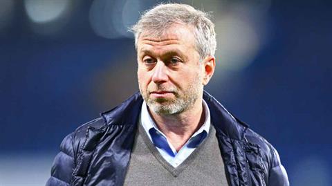 Chính phủ Anh dọa kiện Roman Abramovich vì thương vụ bán Chelsea