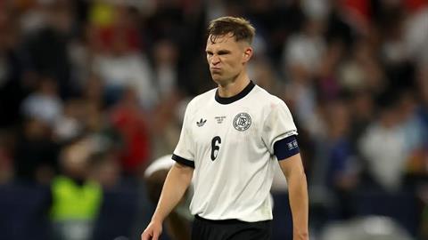 Joshua Kimmich thất vọng tột độ sau trận thua ngược Bồ Đào Nha