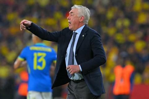 Vinicius Jr lên tiếng bảo vệ Carlo Ancelotti sau trận hòa Ecuador