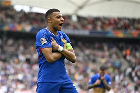 Kylian Mbappe cán mốc 50 bàn cho ĐT Pháp