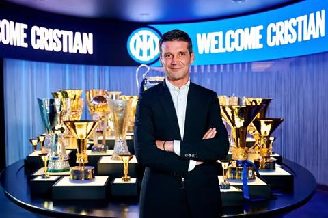 Inter Milan chính thức bổ nhiệm HLV Cristian Chivu