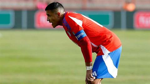 Alexis Sanchez xin lỗi khi Chile lại lỡ hẹn với World Cup