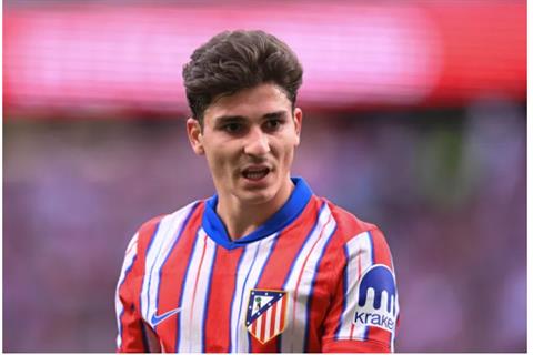 Julian Alvarez thêm một lần lên tiếng về tương lai của mình