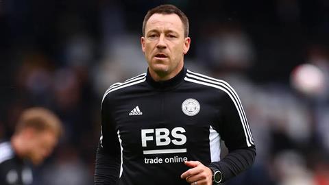 John Terry than thở về con đường trở thành huấn luyện viên