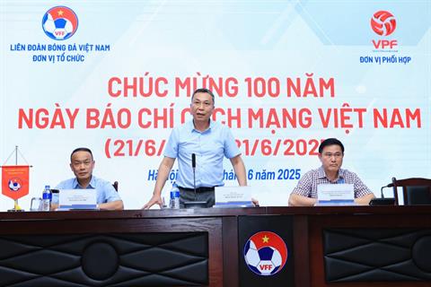 Bóng đá Việt Nam: Kiên trì phát triển từ nội lực để vươn xa