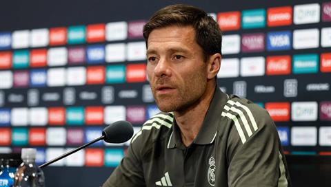 Real Madrid lấy màn trình diễn trên sân thay cho lời nói
