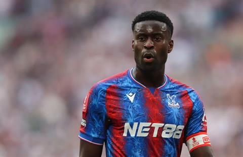 Chuyển nhượng ở Liverpool: Bán Jarell Quansah mua Marc Guehi