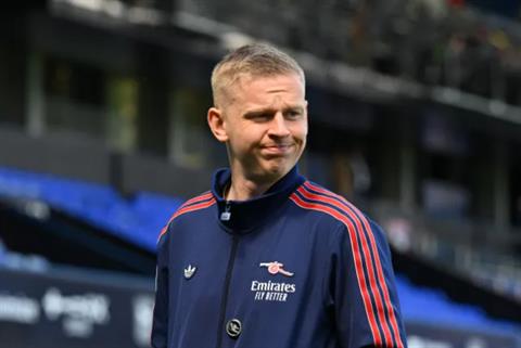 Arsenal chốt giá bán Oleksandr Zinchenko cho AC Milan